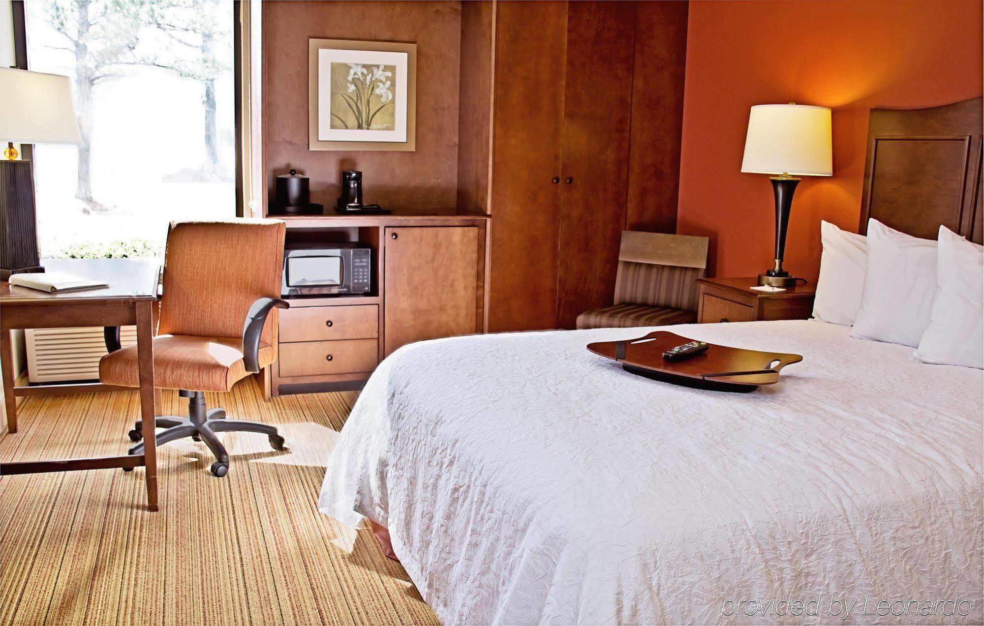 Hampton Inn Norfolk/Virginia Beach Room photo